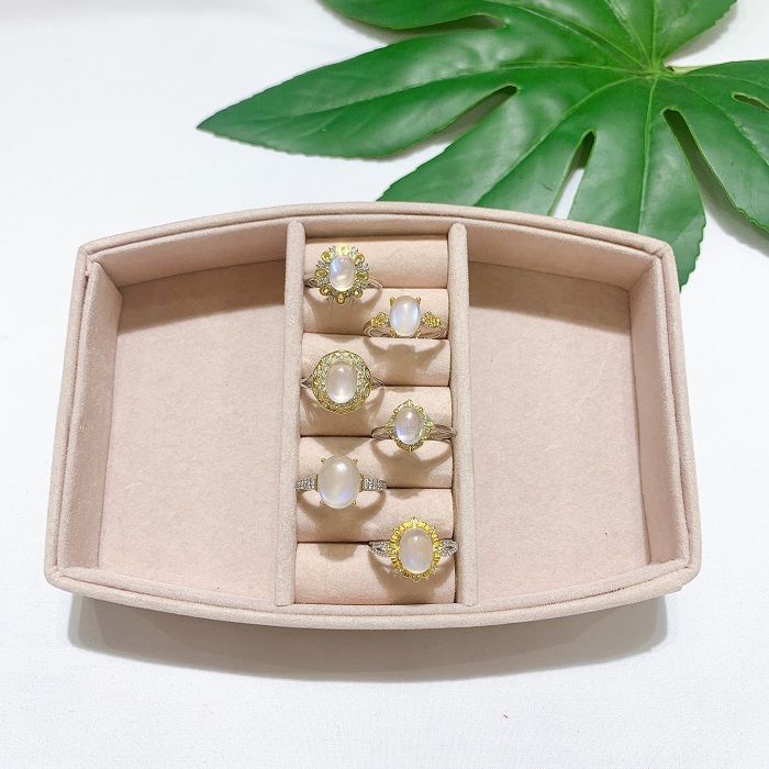 nhan_gan_da_mat_trang